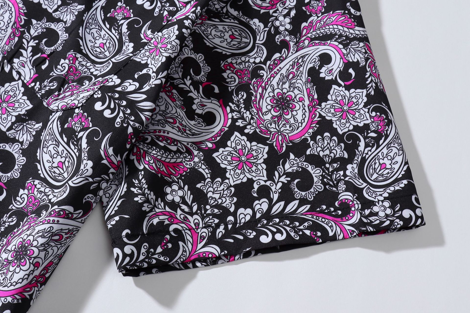 Men's And Women's Loose Floral Short-sleeved Shirt