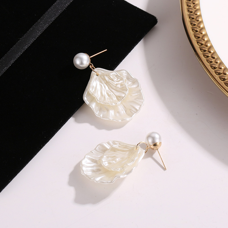 Simple Wild Ear Jewelry Sweet Shell Earrings