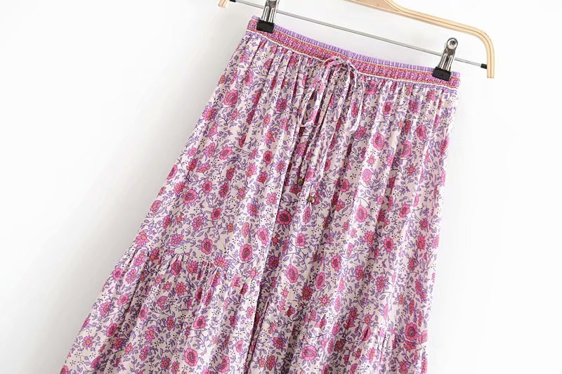 Title 3, Printed hem lace skirt. Elevate your style with...