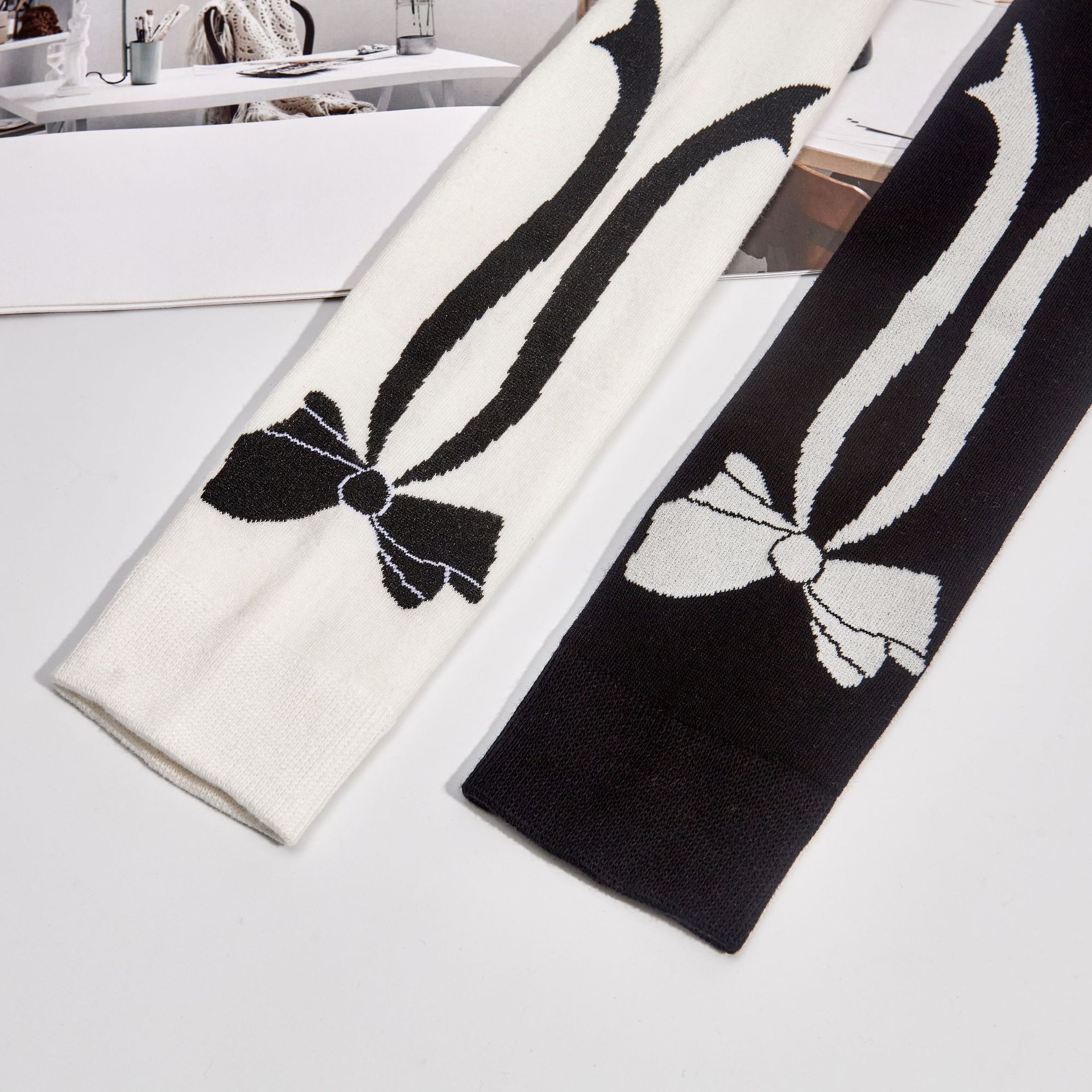 Autumn And Winter Cute Bow Calf Socks Black And White Long Tube Knee Socks