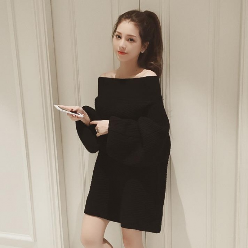 Off-the-shoulder Top Women's Mid-length Slim T-shirt