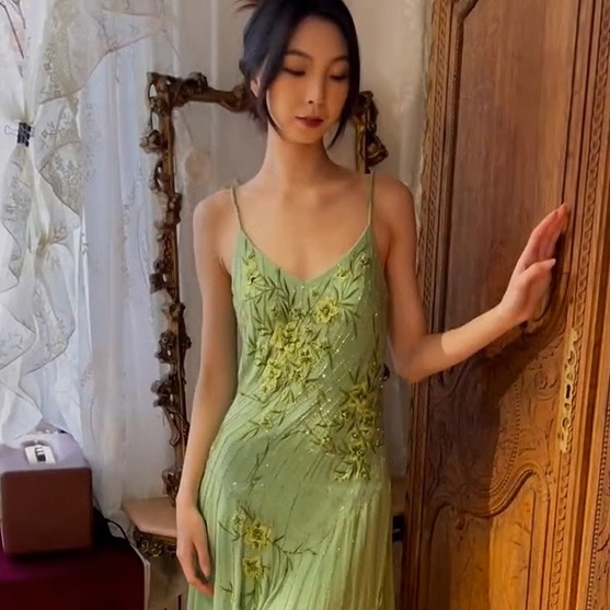Women's V-neck Laminated Ruffled Irregular Spaghetti-strap Dress
