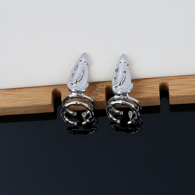 Title 6, Detachable Silver Alloy Liquid Handmade Nail Ring