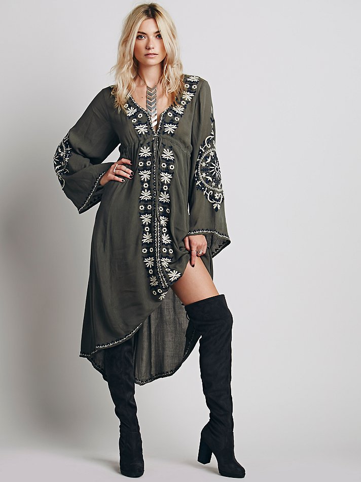 Long sleeve V-neck embroidered dress