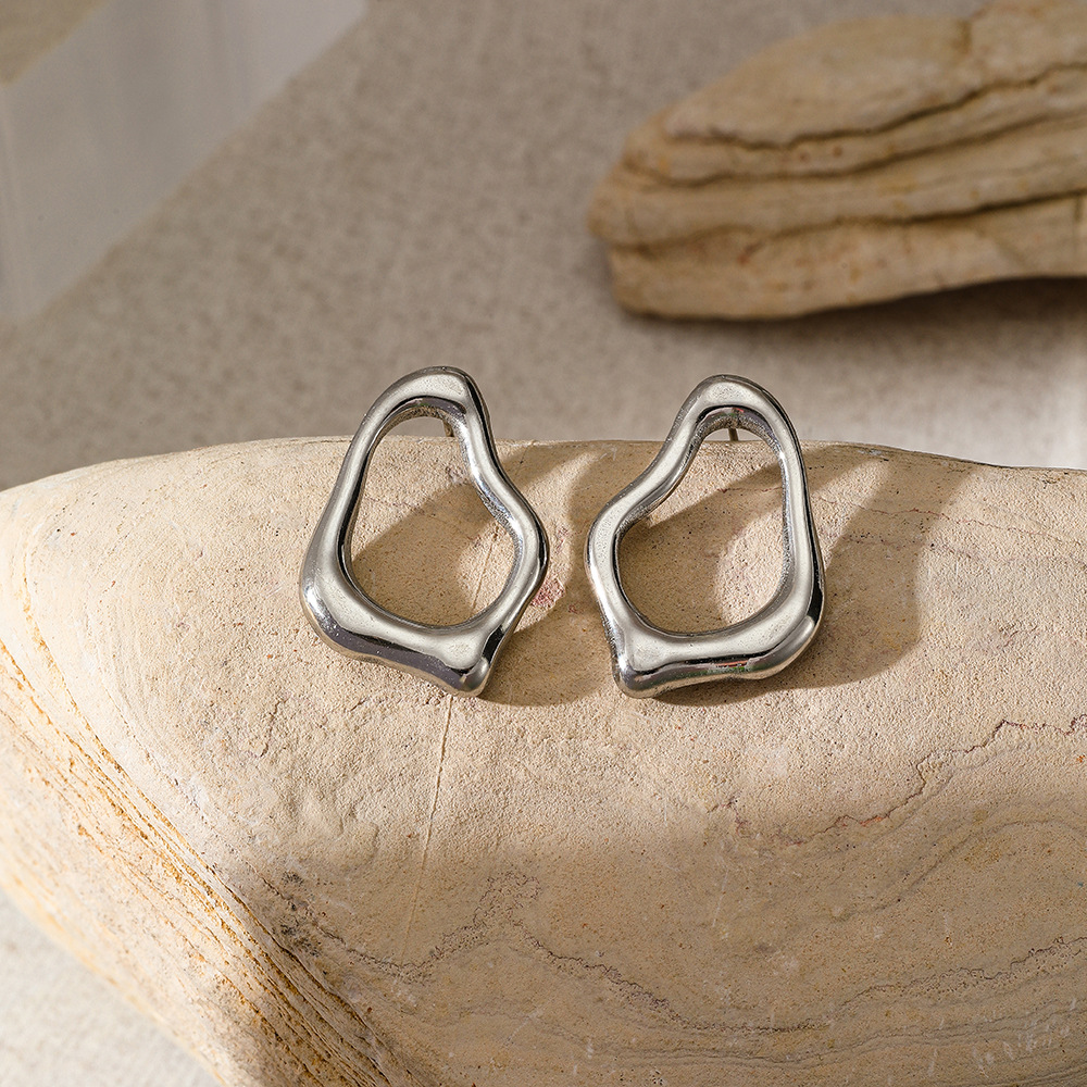 High grade Stainless Steel 18K Gold Earrings thumbnail 3