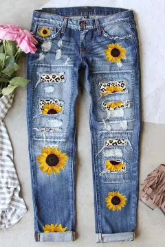 Woman's Middle In Ripped Printed Jeans - Blue - View 1