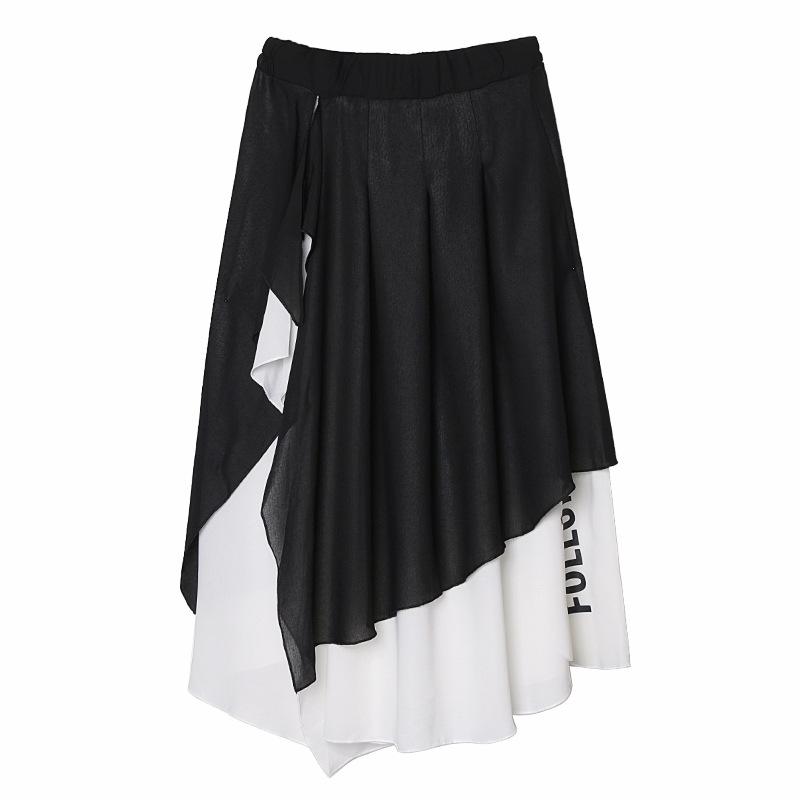 Title 3, Irregular stitching skirt