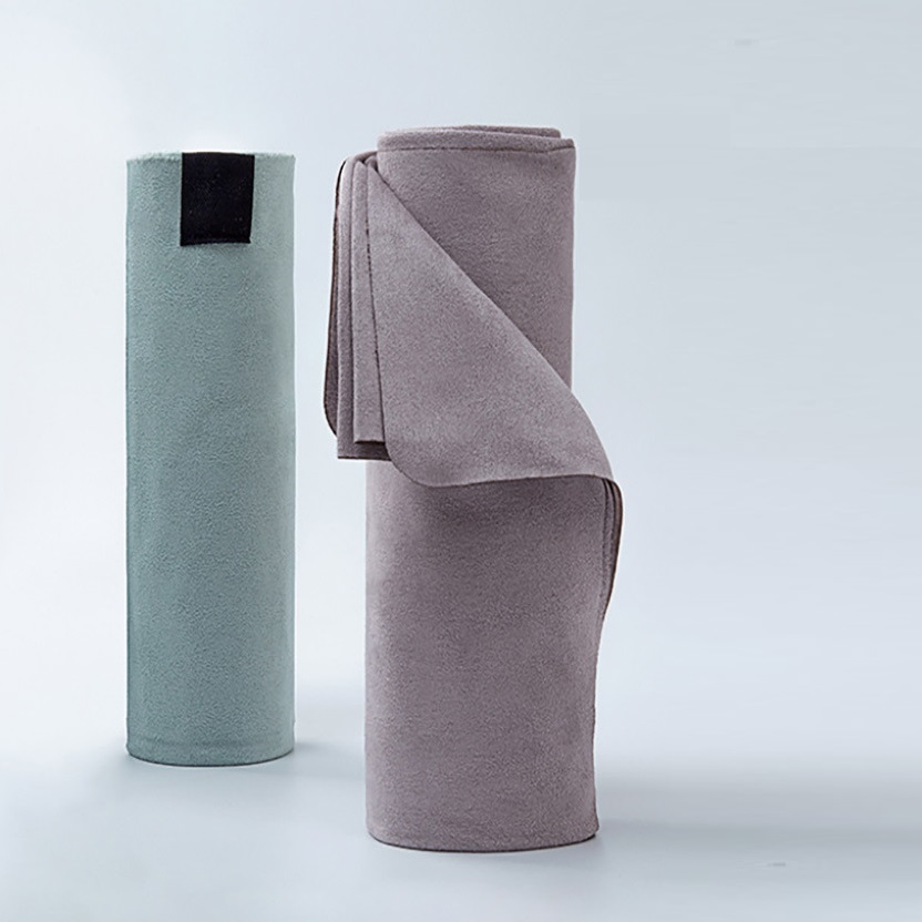 Lightweight Sweat-absorbent Non-slip Indoor Yoga Studio Blanket - Image 4