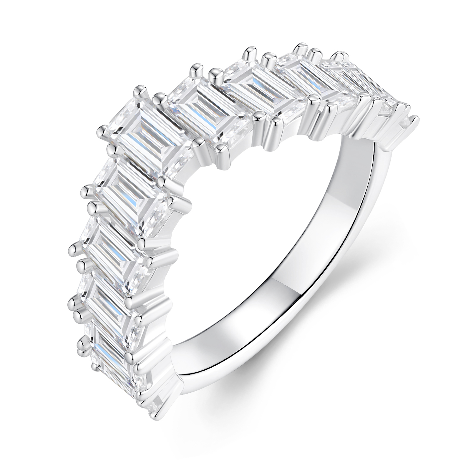 A Luxurious And Fashionable Minimalist Jewelry Ring Featuring Top-quality Moissanite, Made Of S925 Silver Electroplated With Platinum.