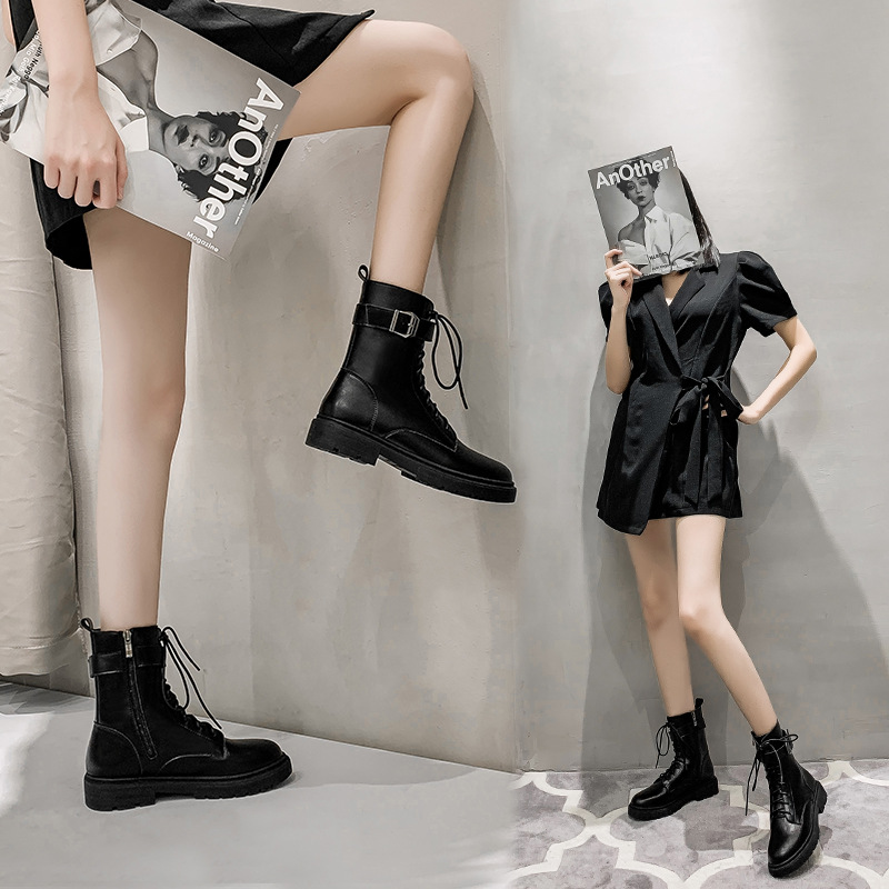 Title 4, Flat Retro Motorcycle Style Lady Ankle Boots