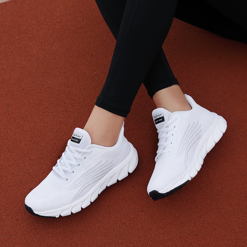 Men's And Women's Flying Woven Breathable Running Shoes Couple's Casual Sneakers — foto 10