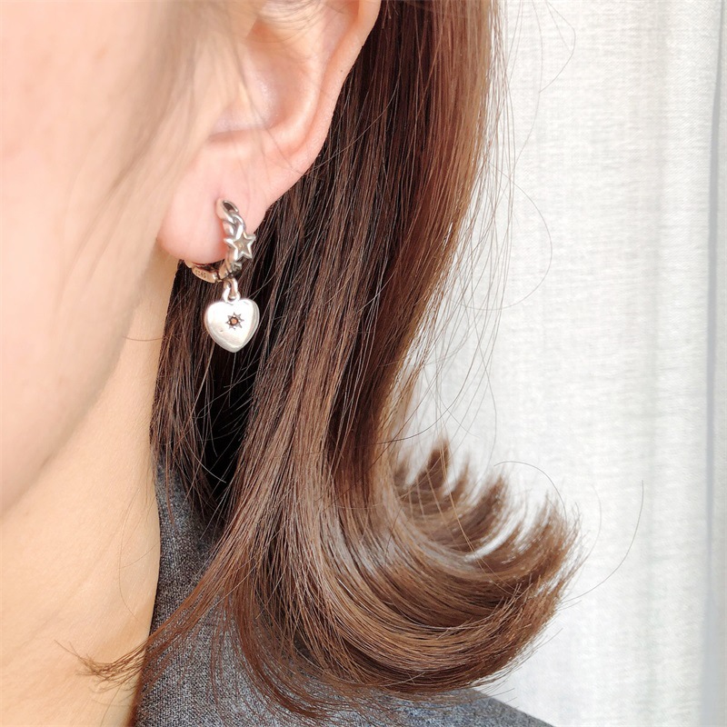 Sterling Silver Bear Love Asymmetric Earrings Temperament Personality Ears Cold Wind Retro