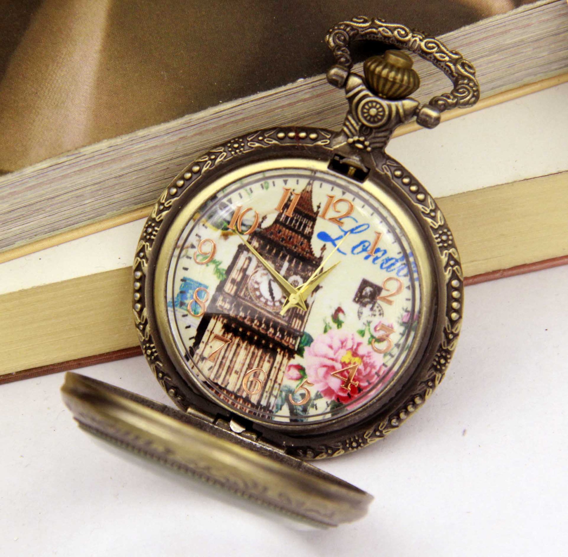 Rose Clock Tower Pocket Watch Retro Quartz Watch Necklace Lady Pendant
