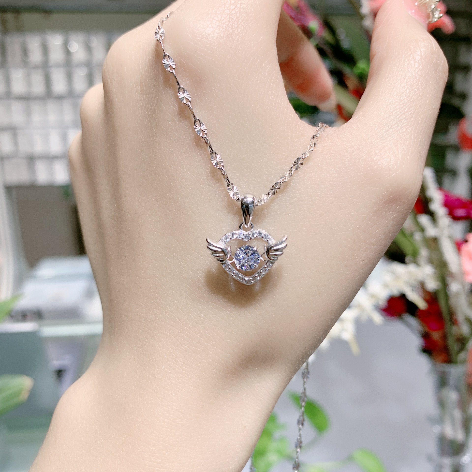 Title 2, Beating Heart S925 Sterling Silver Necklace Fem...