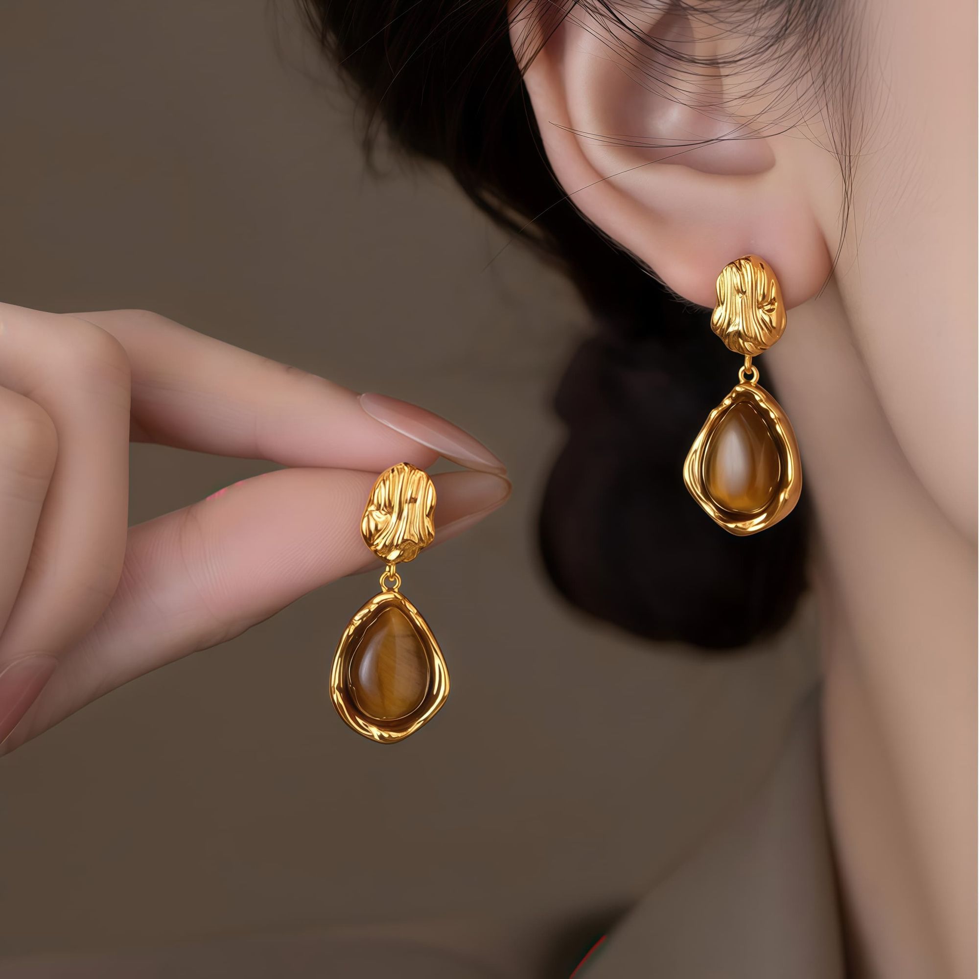 2026 New Vintage Tiger's Eye Dangle Earrings For Women, Luxury Elegant Hong Kong Style Unique Design Fashion Earrings