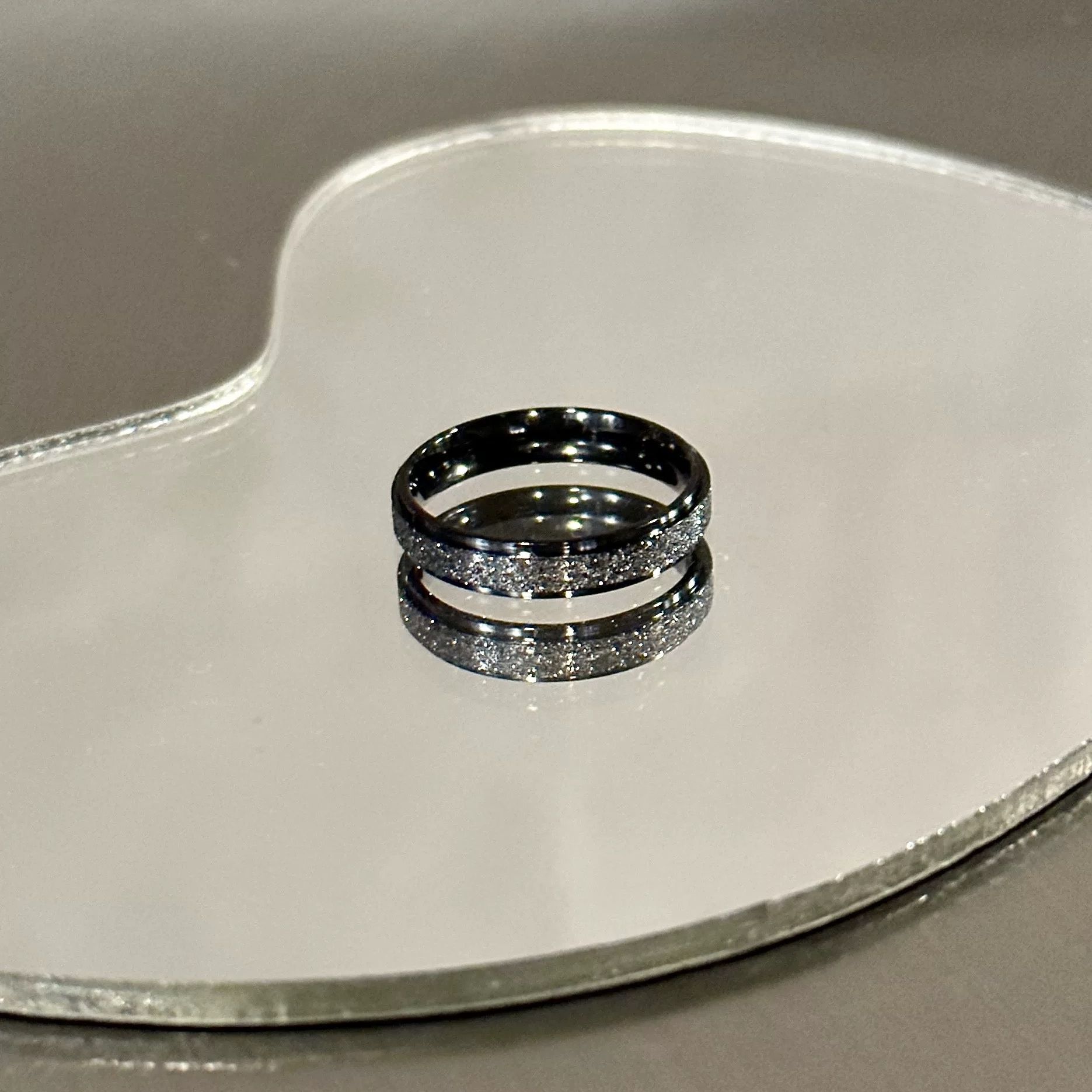 Minimalist Frosted Plain Band Rings For Couples, Niche High End Trendy Versatile Index... thumbnail 3