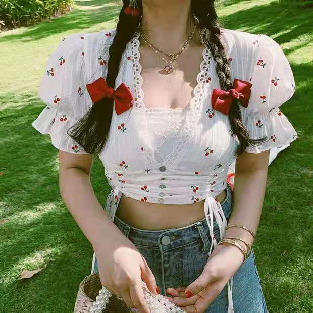 Free Shipping Spring And Summer French Retro Puff Sleeve V-neck Lace Short Shirt Top Female Vacation