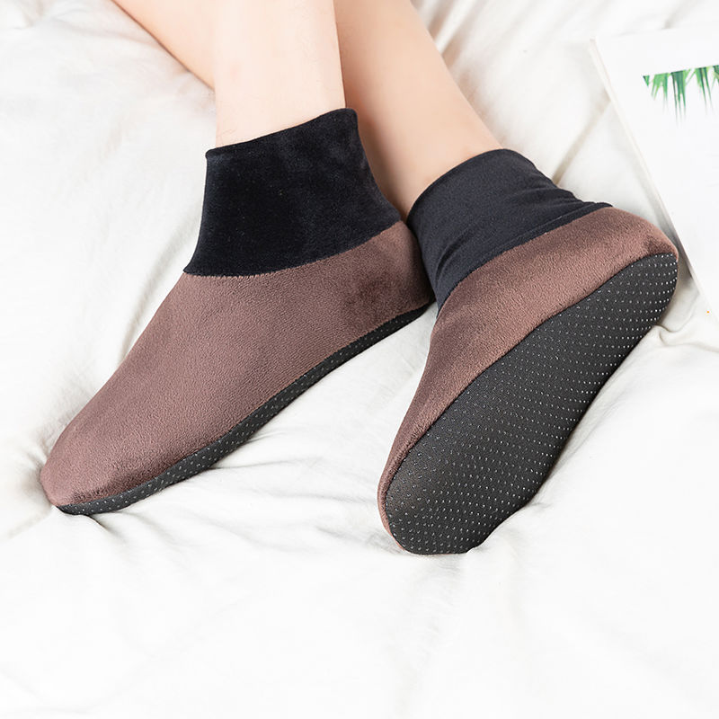 Title 3, Adult female floor socks