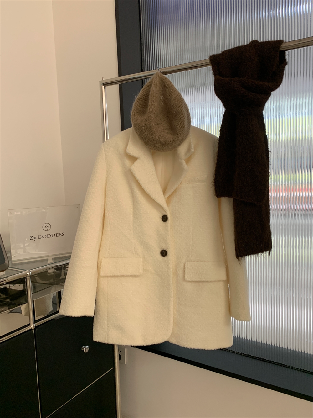 Coat The Minority Can Wear A Suit Coat