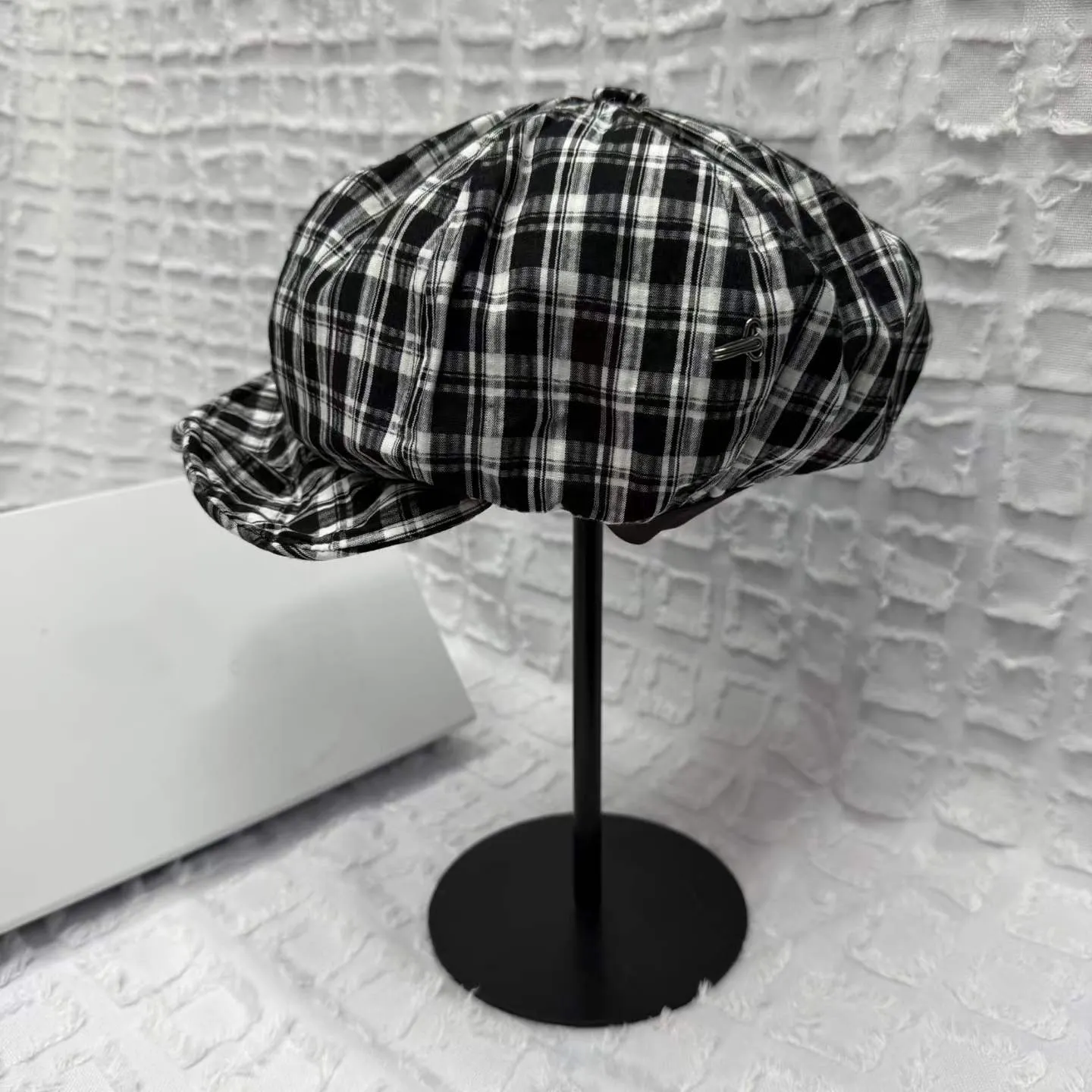 Japanese-style Artistic Retro Soft-brim Checkered Newsboy Hat