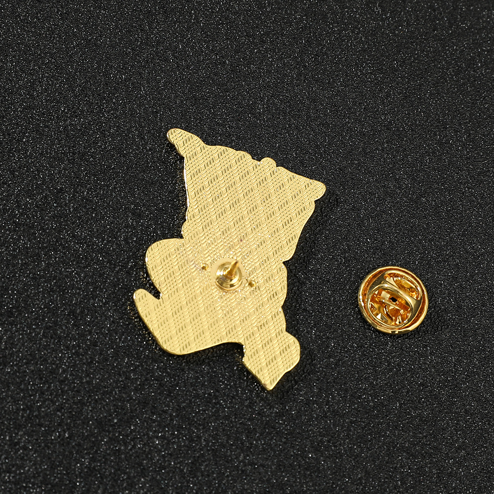 Fashion Creativity Loak Frog Magic Witch Enamel Badge — view 3