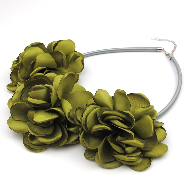 Handmade Fabric Dried Flower Necklace