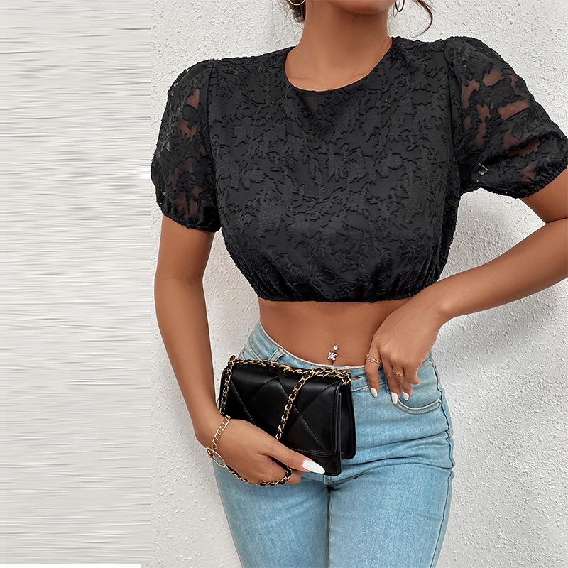 Summer And Autumn New Short-sleeved Hollowed-out Foreign-style Pullover Cropped Navel French Retro Round Neck Top