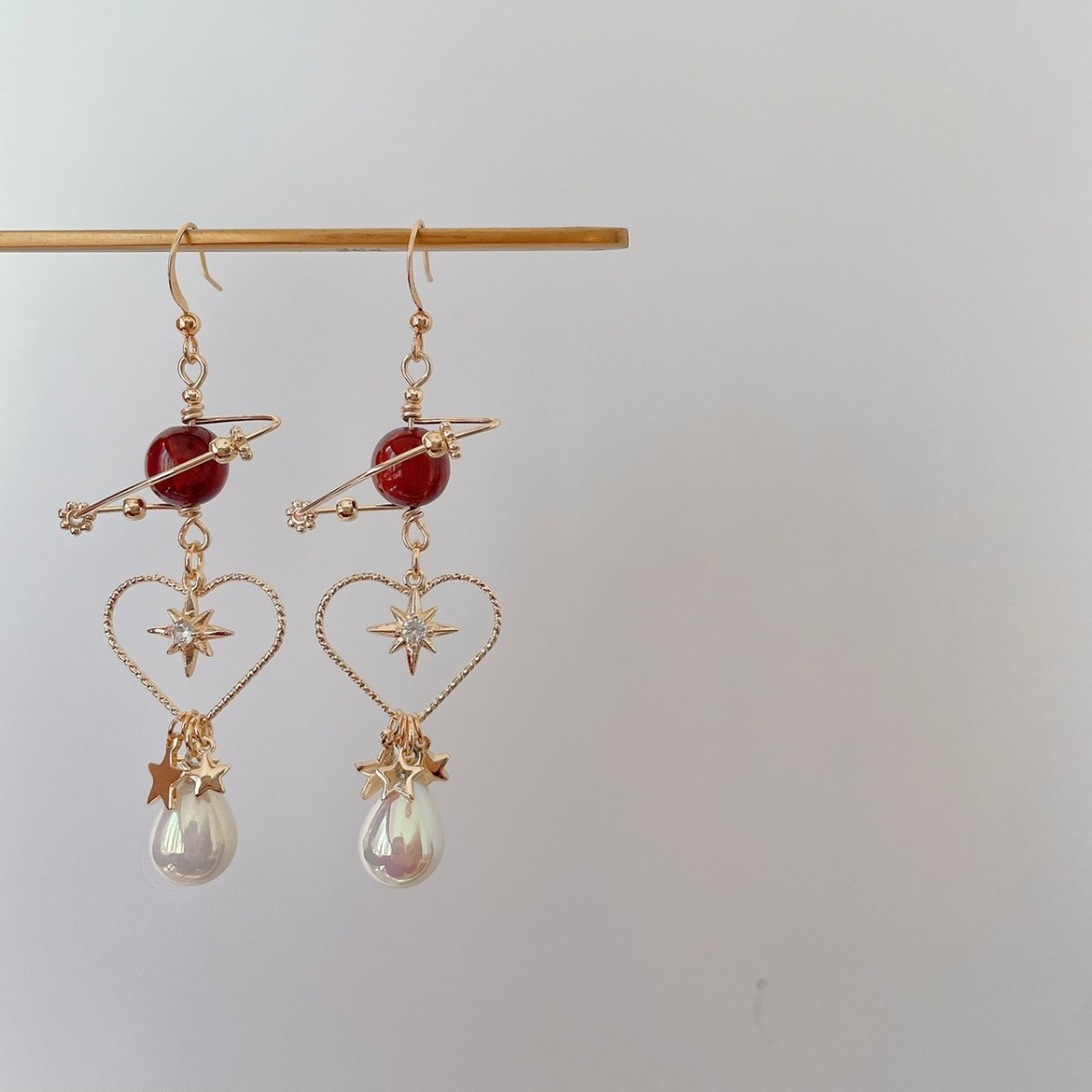 Title 1, Red Planet Star Earrings Personality Love Pearl...