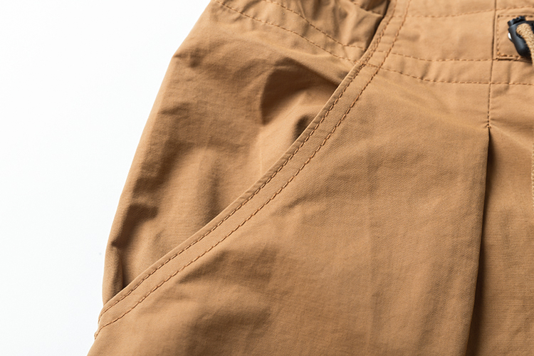 Title 5, Pantaloni larghi taglie forti in stile militare