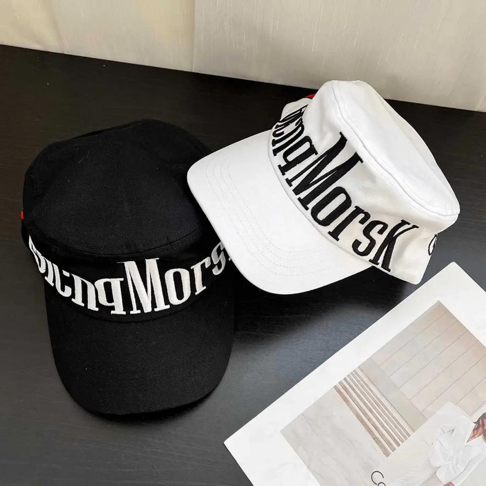Summer Men's And Women's Three-dimensional Letter-style Lip