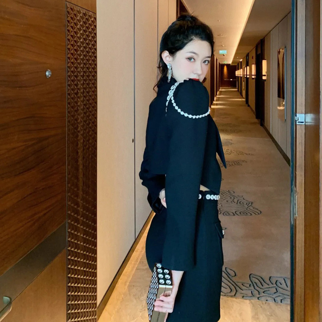 Flashing Diamond Chain Short Suit Suit Hollow Black Shorts Two-piece Suit