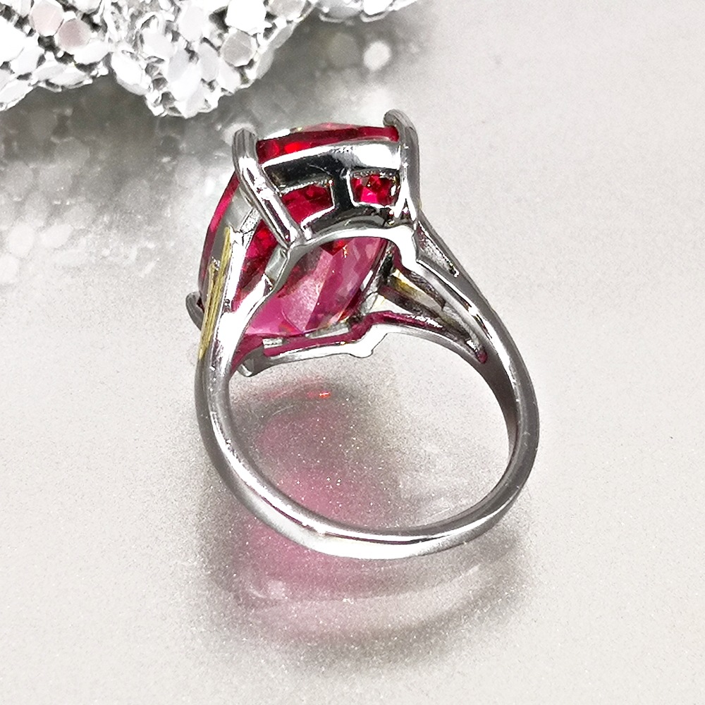 Black And Gold Two-tone Fashion Rose Red Stone Ring