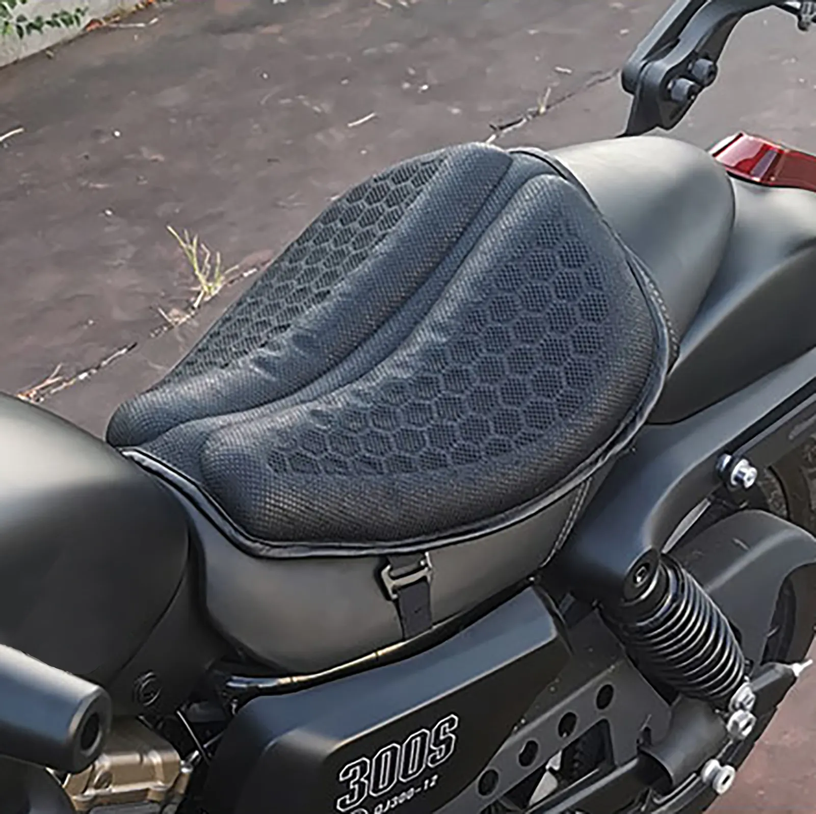 Motorcycle Cushion Shock Absorption Thickened, Sun Proof
