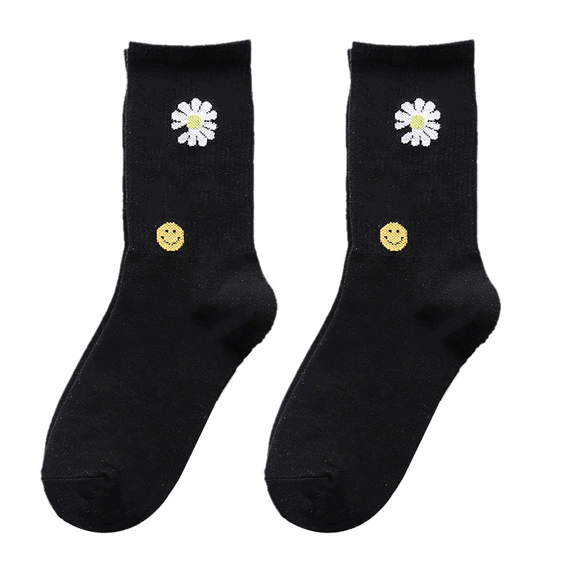 Title 8, Daisy black socks