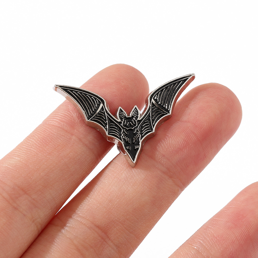 Halloween Bat Brooch Dark (Silver-1PCS)
