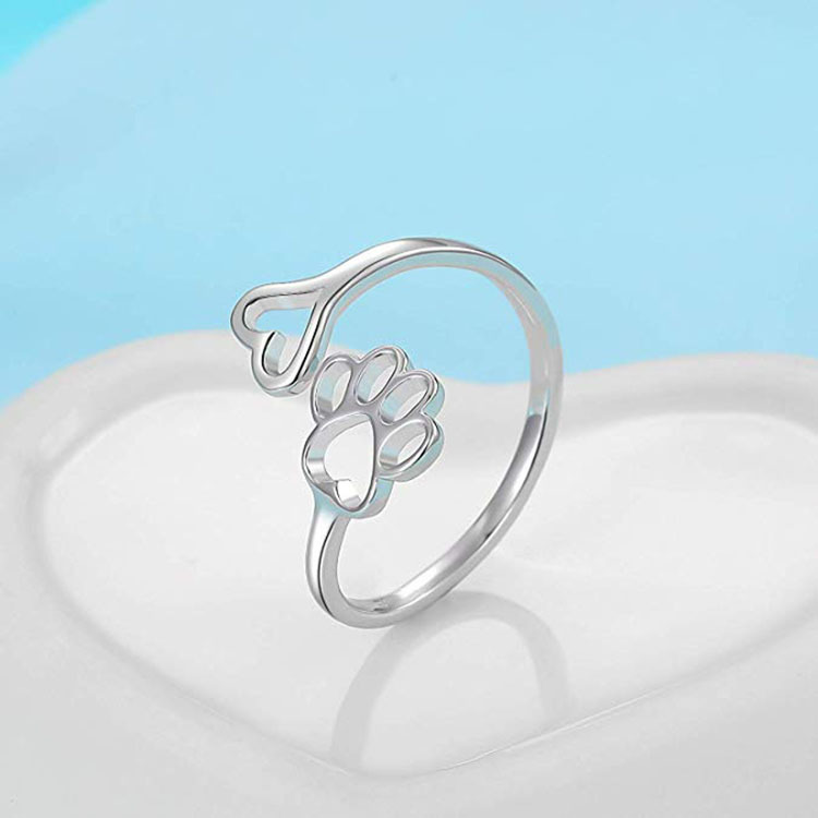 Dog Footprint Love Heart Hollow Ring High-end Love Heart