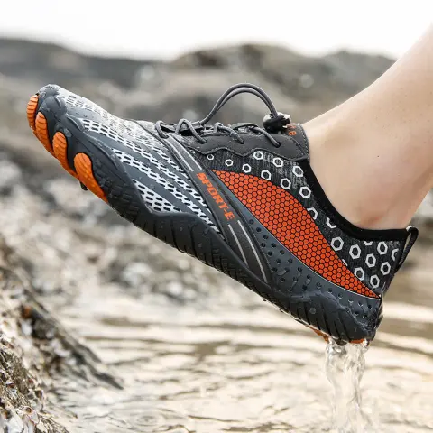 New Five-finger Shoes Diving Fishing Couple Outdoor Wading River