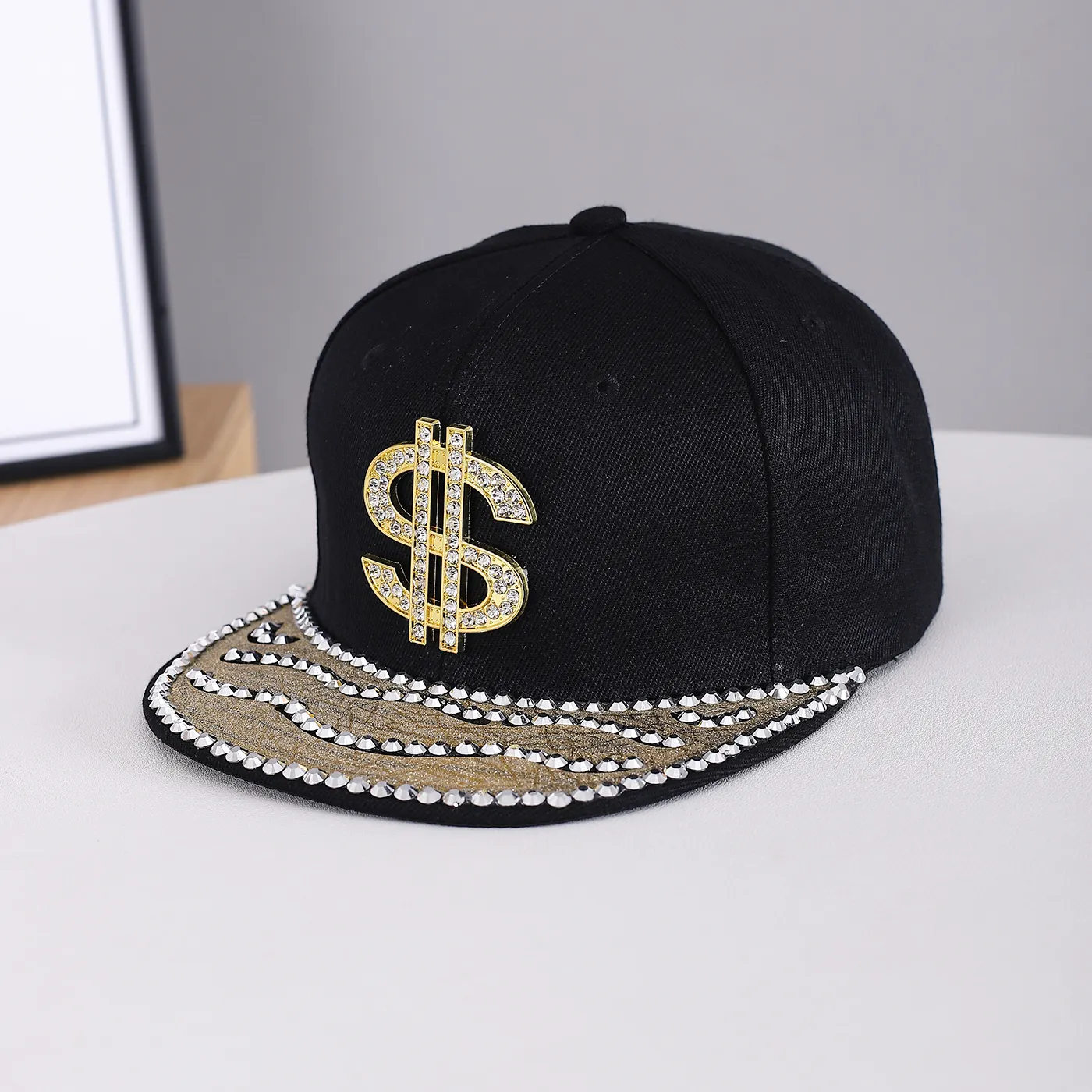 Suitable For Both Men And Women, This