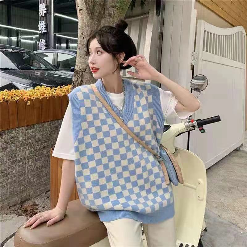 Black And White Plaid Knitted Ladies V-neck Vest Jacket Top