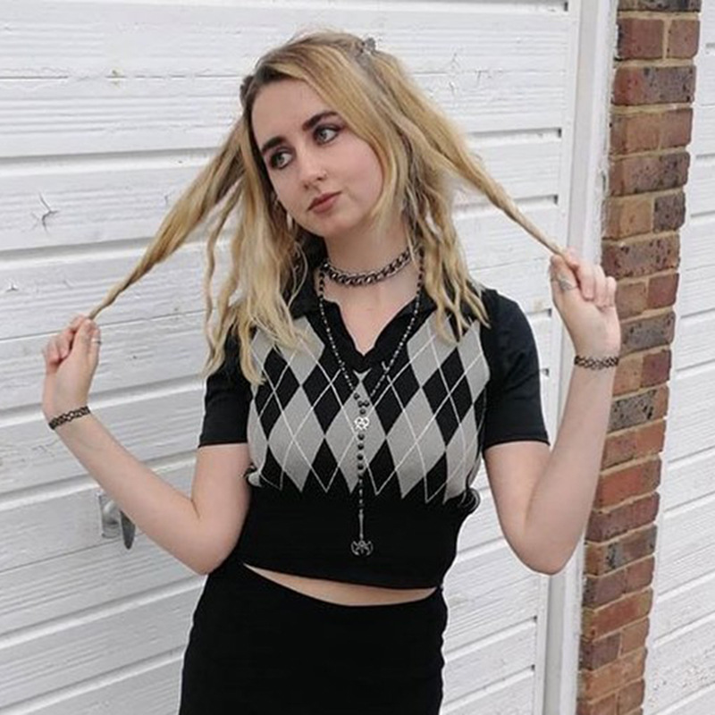 V-neck Pullover Rhombus Check Base Woolen Short Waistcoat