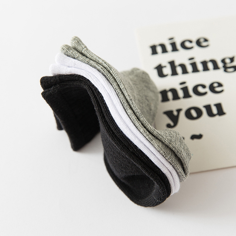 Vertical Solid Color Student Tube Socks Cotton