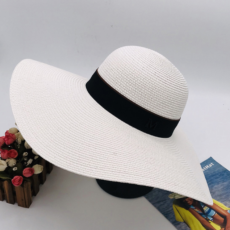 Korean Version Of Fashion Seaside Travel Sunshade Sunscreen White Big Brim Hat