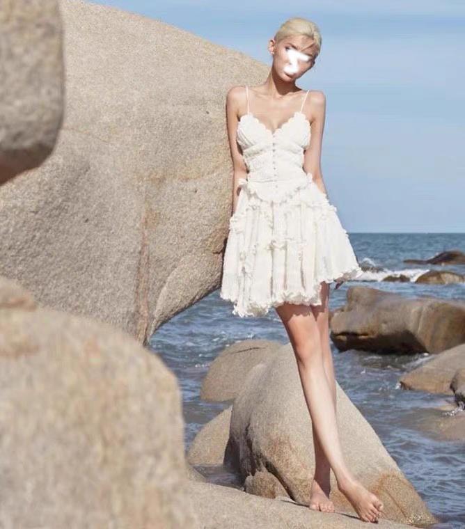 Suspender Solid Color Dress