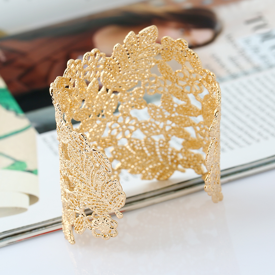 Vintage Baroque Palace Style C-shaped Big Bracelet