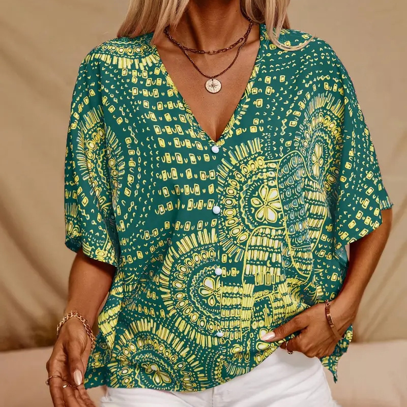 Women’s V-Neck Mandala Print Blouse Short Batwing Sleeve Casual Vacation Top