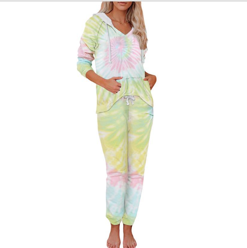 Title 5, European and American gradient pajamas