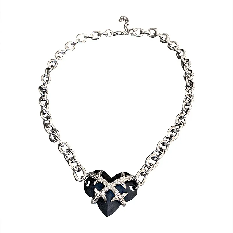 Thorns Love Necklace Metal Cold Wind Clavicle Chain - Silver