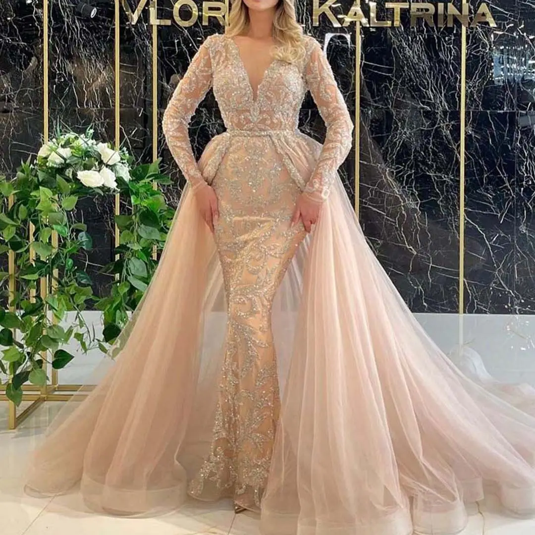 French Style Simple Long-sleeved Wedding Dress