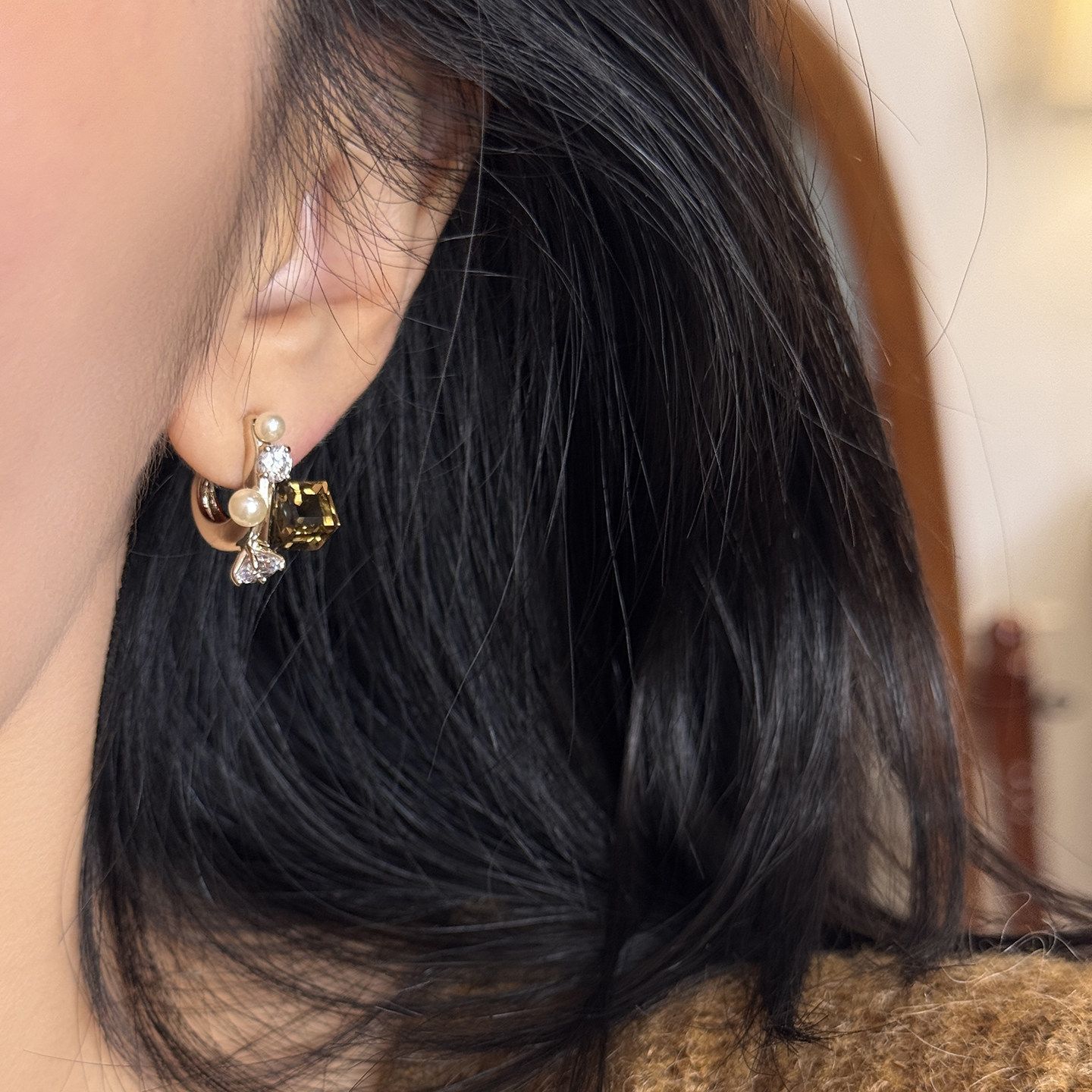 2026 New Maillard Coffee Color Rhinestone Pearl  Earrings, Super Beautiful Niche Elegant Autumn Winter Fashion Stud Jewelry For Women