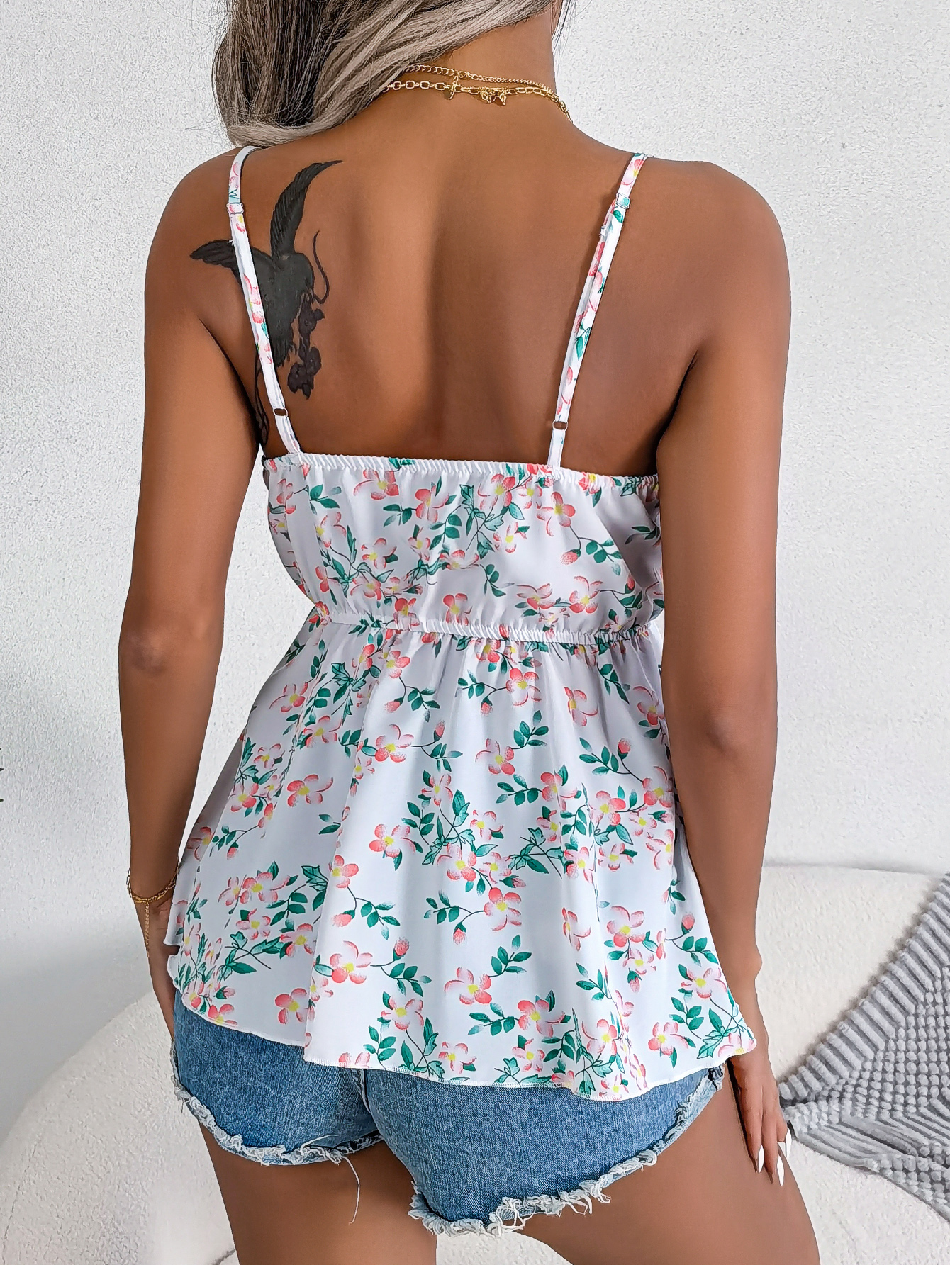 Buy Women's Clothing Online | Buy Trending Dresses for Women